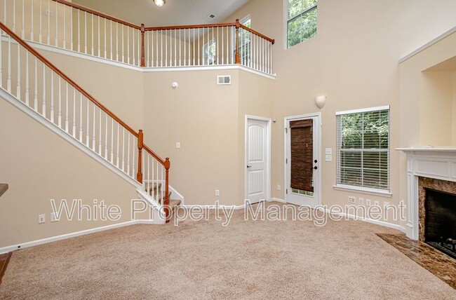 Photo - 5517 Tipperlinn Way