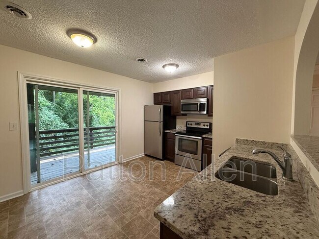 54 Dawnwood Cir