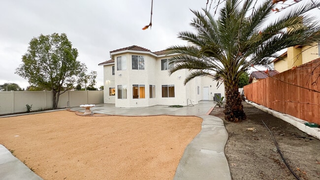 8558 Sandhill Dr