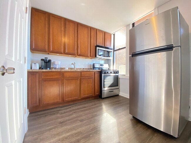 Photo - 1437 W Taylor St Unit 3