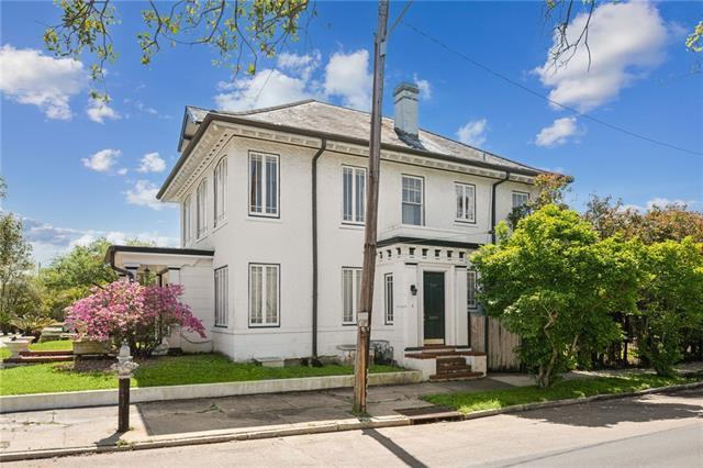 Photo - 2525 Broadway St