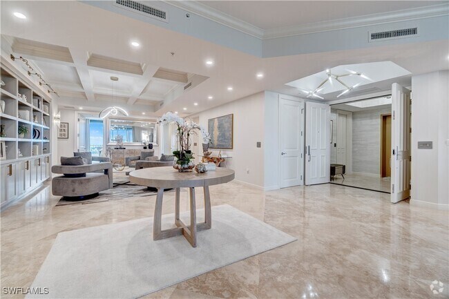 Building Photo - 8787 Bay Colony Dr Unit 704 Rental