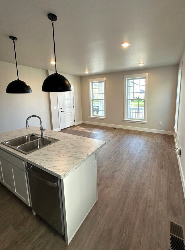 Photo - 2 Bed / 2 Bath Modern Apartment on Billings West End Unit #101