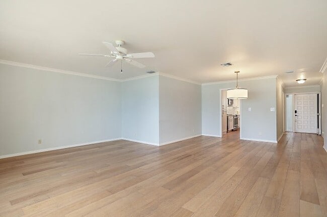 Photo - 300 Intracoastal Pl