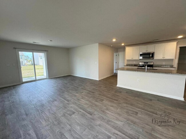 Photo - 872 66th Ave N