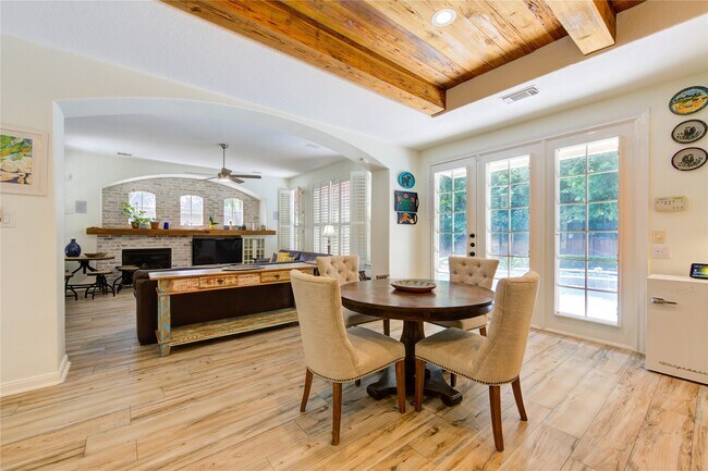 Photo - 62 W Mirror Ridge Cir