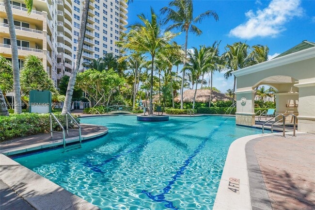 Photo - 19501 W Country Club Dr Unit 1705