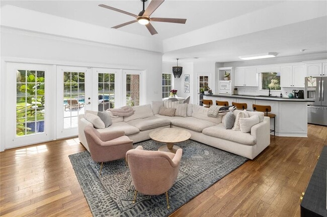 Photo - 11121 NW 15th Pl