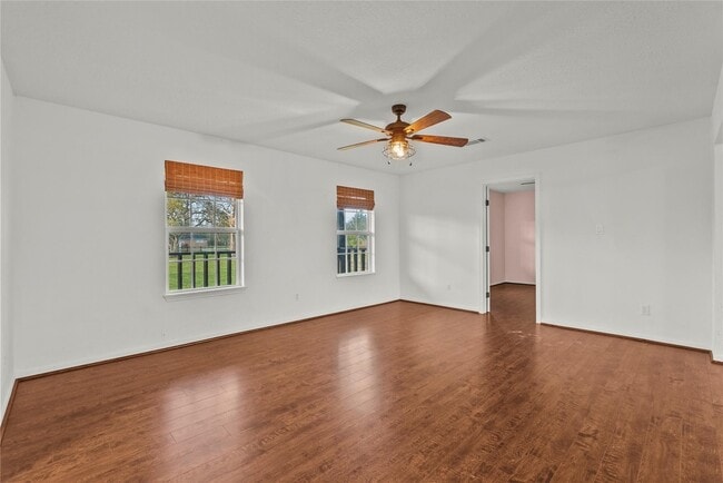 Photo - 14621 Cedar St