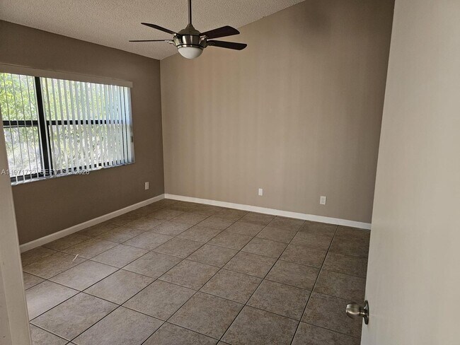 Photo - 3520 NW 95th Terrace Unit 1U