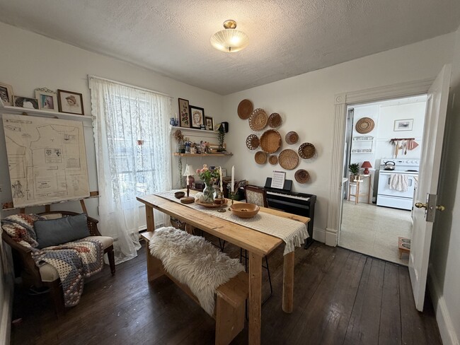 Photo - Apartment for Rent Unit 1