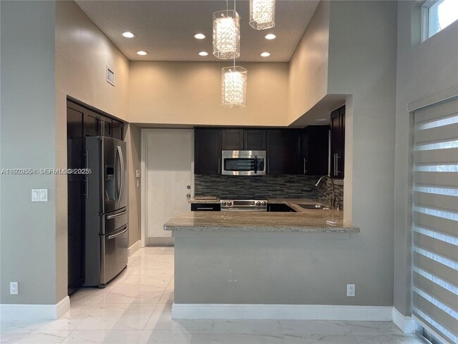 Photo - 10101 NW 5th St