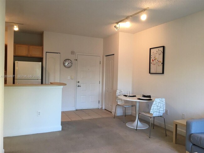 Photo - 6001 SW 70th St Unit 335
