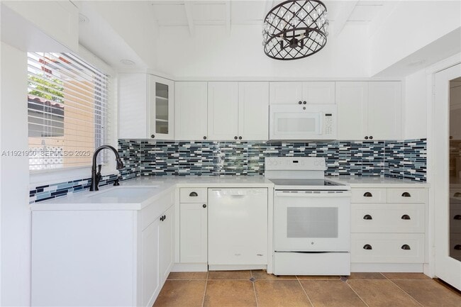 Photo - 1260 Milan Ave