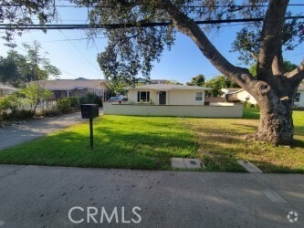 Building Photo - 311 W Green St Rental