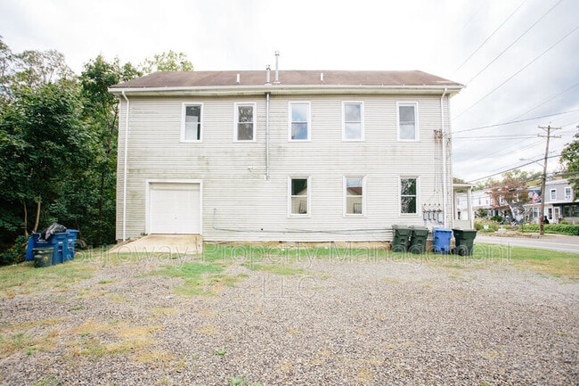 Photo - 614 Main St Unit 1