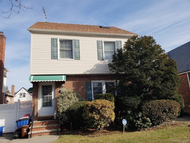 Building Photo - 6921 182nd Street Unit