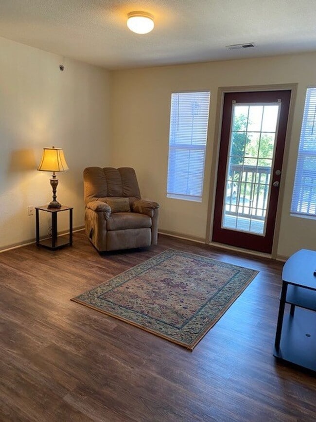Photo - Renovated Apartment