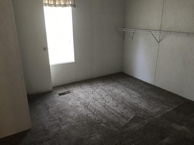 Photo - 1143 Elliott Rd