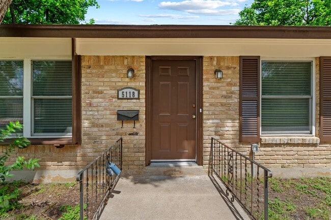 Photo - 5118 Waterbrook Dr