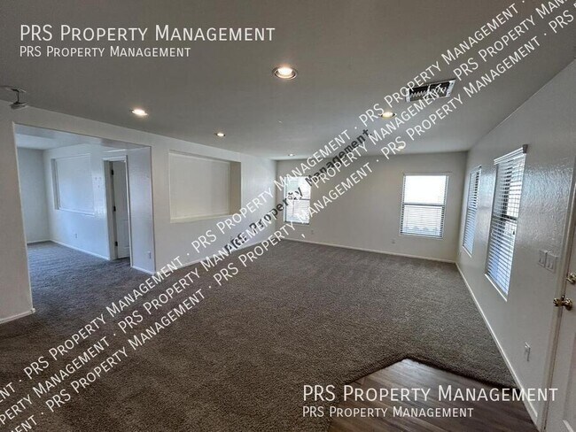 Photo - 45563 W Starlight Dr