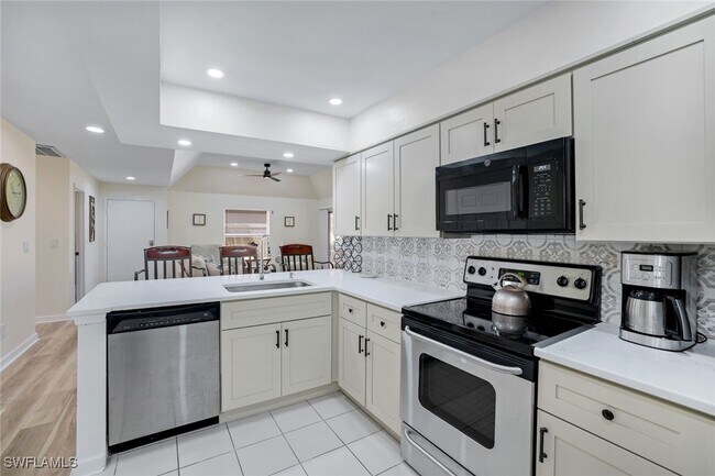 Photo - 156 Sabal Lake Dr