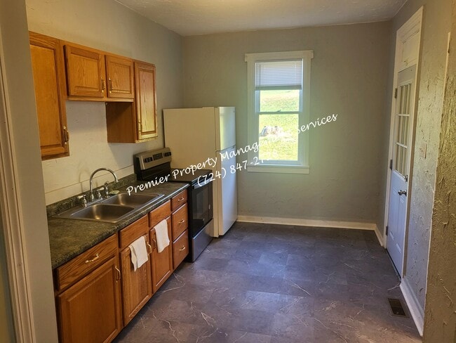 Photo - 309 Bessemer Ave