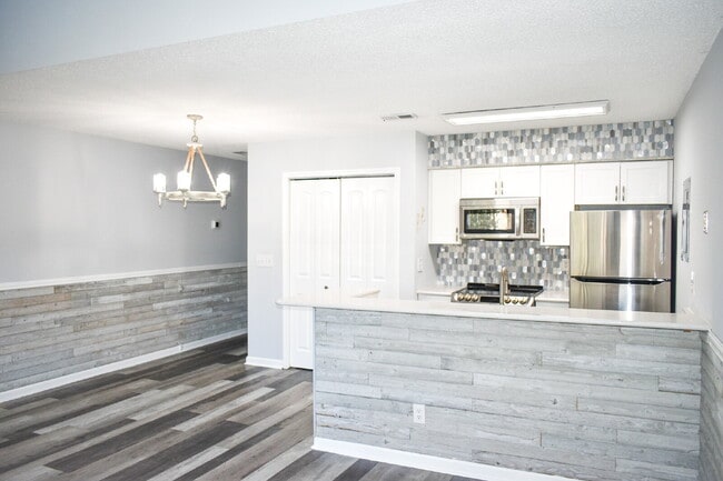 Photo - Beautiful two, bedroom two bath Condo in Little River Unidad 1506