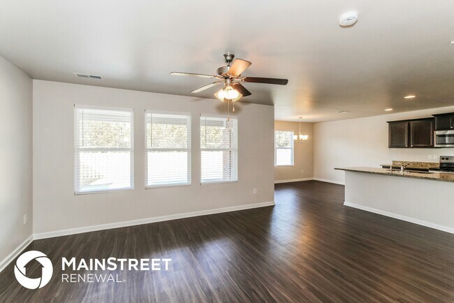 Photo - 577 Reading Ln