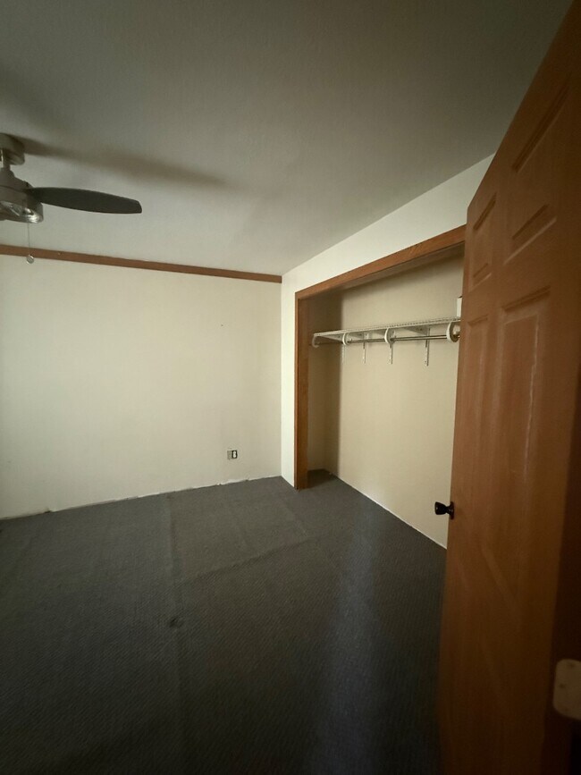 Photo - 307 E Bridge St