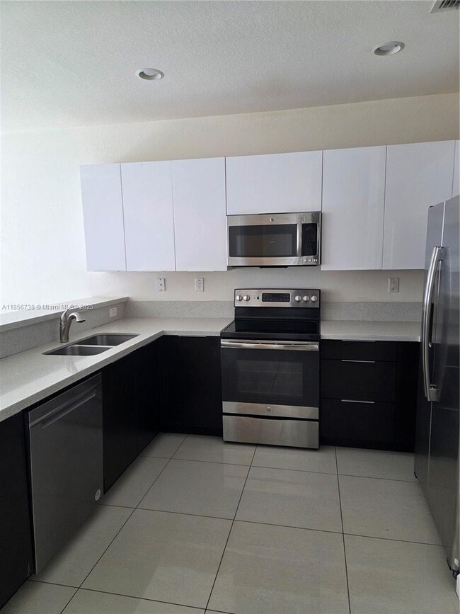 Photo - 8841 NW 103rd Ave