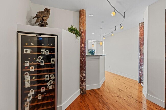 Photo - 614 Capital Blvd Unit 208