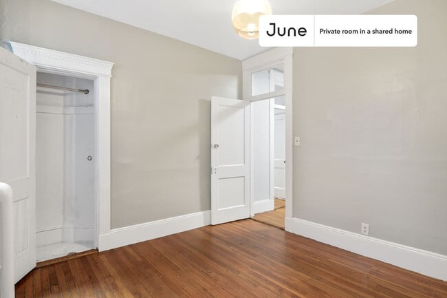 Photo - Room in Shared 3 bed/1 bath home Unidad A