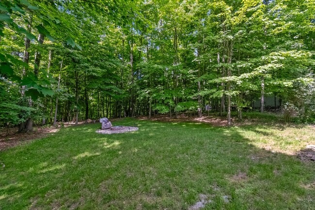 Photo - 444 Grand Ridge Dr