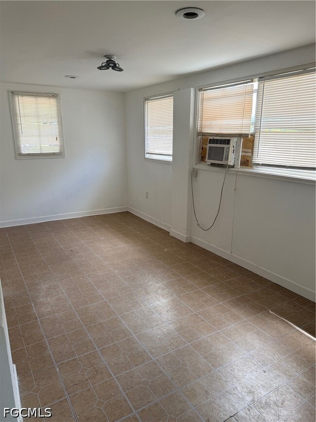 Photo - 434 Muskegon Ave