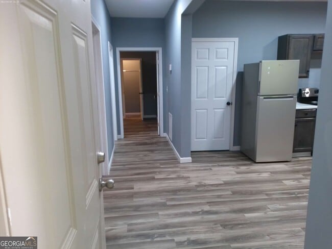 Photo - 1471 Cliffview Ter Unit B