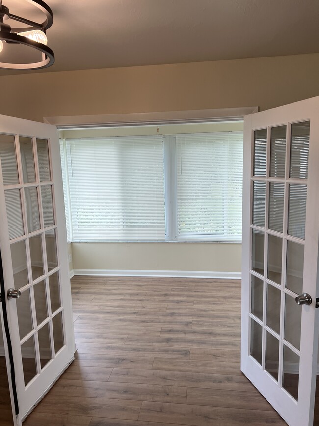 Photo - 7007 Cedarhurst Dr Unit 3