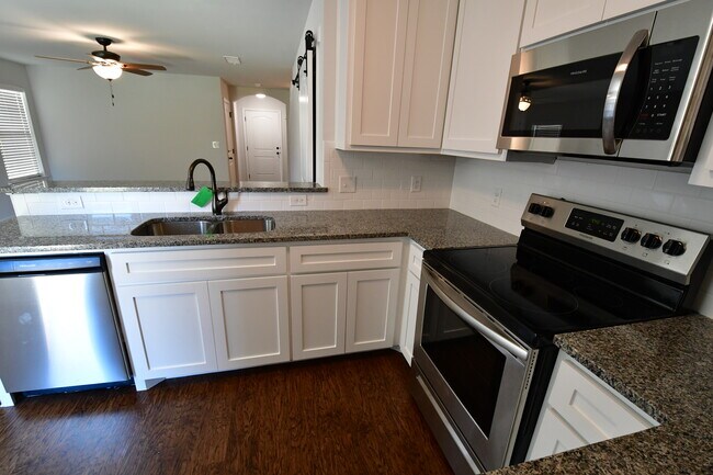 Photo - 213 W Forest Ave