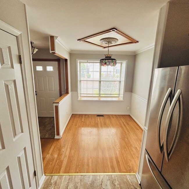 Photo - 2427 Linksman Ln