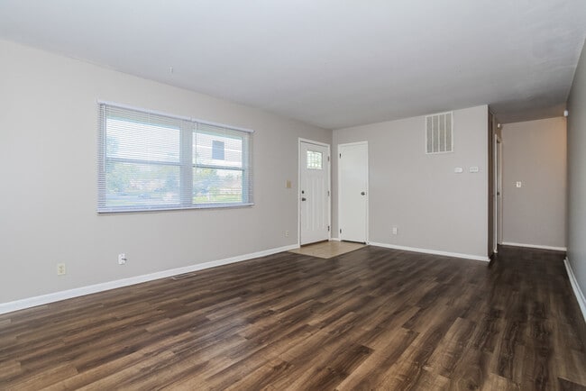 Photo - Bright Ranch Living in Colerain Township
