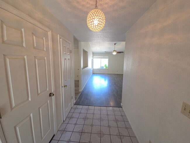 Photo - 3 bedroom/2bath home in quiet neighbothood
