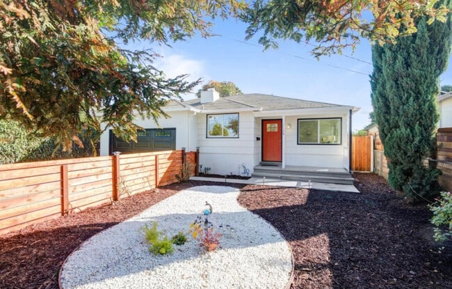 1148 Camellia Dr