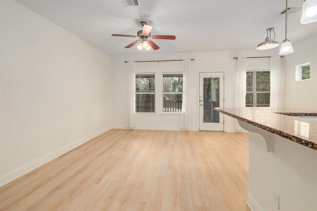 4803 Pecan Springs Rd Unidad B