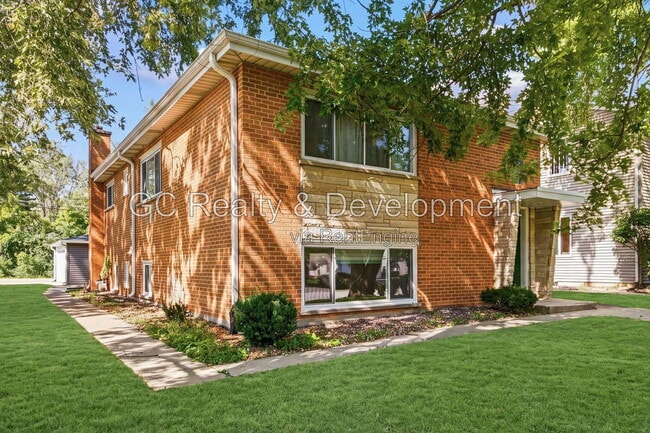 Building Photo - 27w180 Cooley Ave