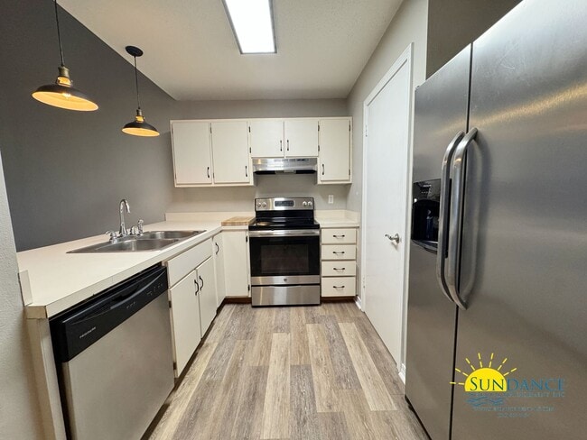 Photo - Gorgeous 3 Bedroom Home in Fort Walton Beach-near Hurlburt Field!