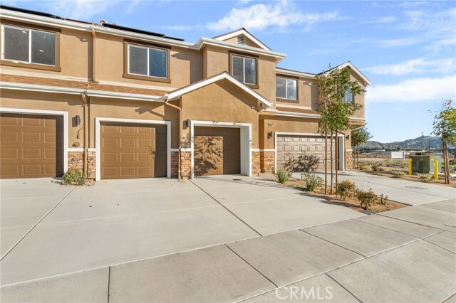 Photo - 902 S Hert St