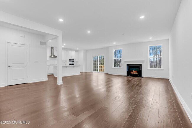 Photo - 173 Woolley Ct