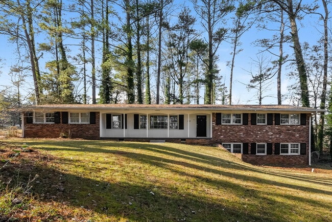 Building Photo - 2782 Scenic Terrace