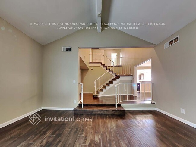 Photo - 15929 Eccles St