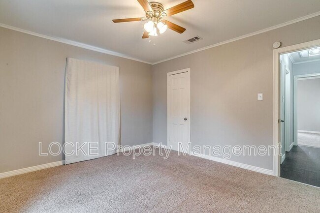 Photo - 3024 8th Ave